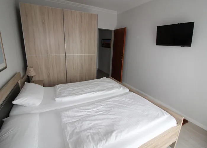 Haus Norderhoog 02 Апартаменты *